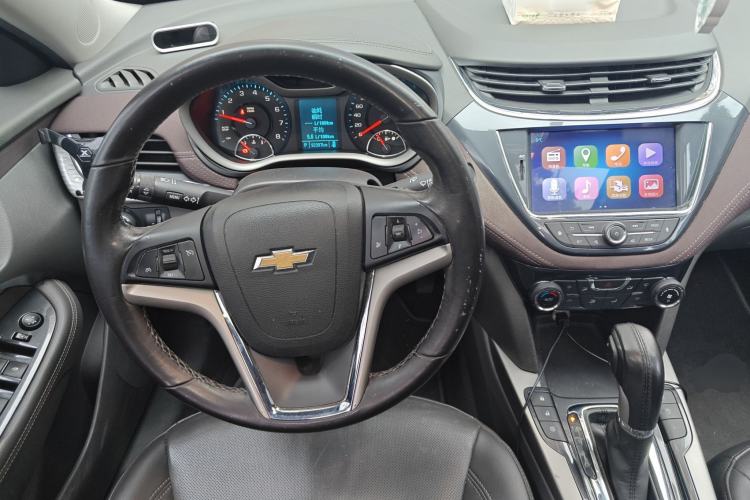 Used Chevrolet Malibu 2017 1.5T Automatic Luxury Edition Steering Wheel