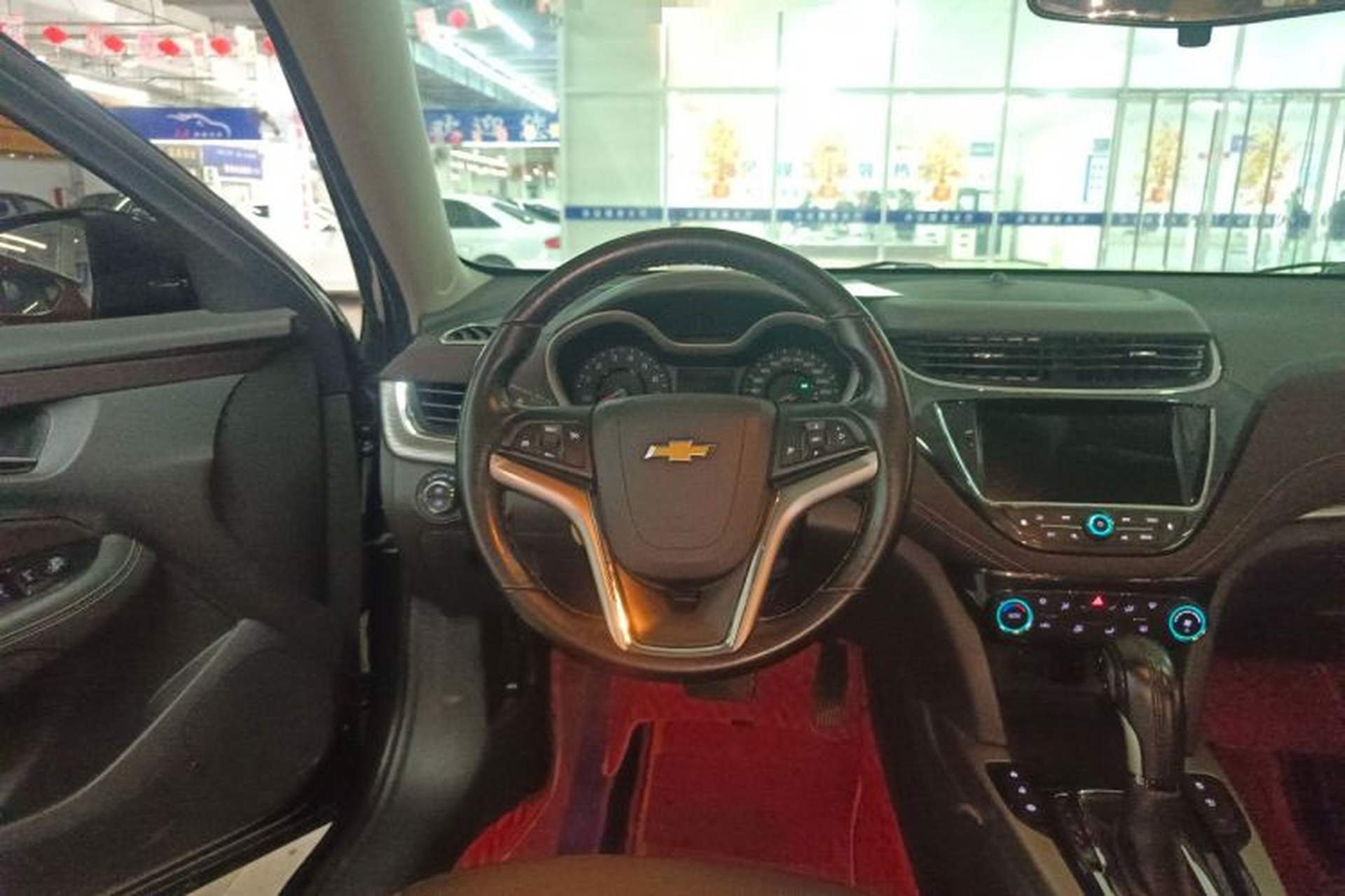 Used Chevrolet Malibu 2017 1.5T Automatic Luxury Edition Steering Wheel
