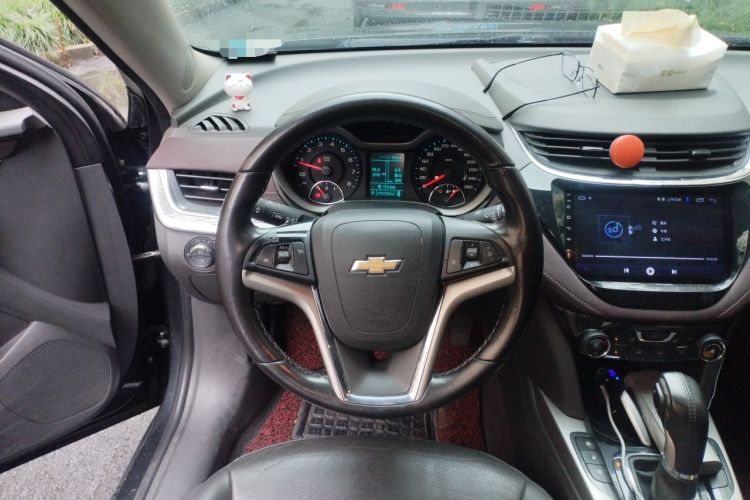 Used Chevrolet Malibu 2017 1.5T Automatic Luxury Edition Steering Wheel