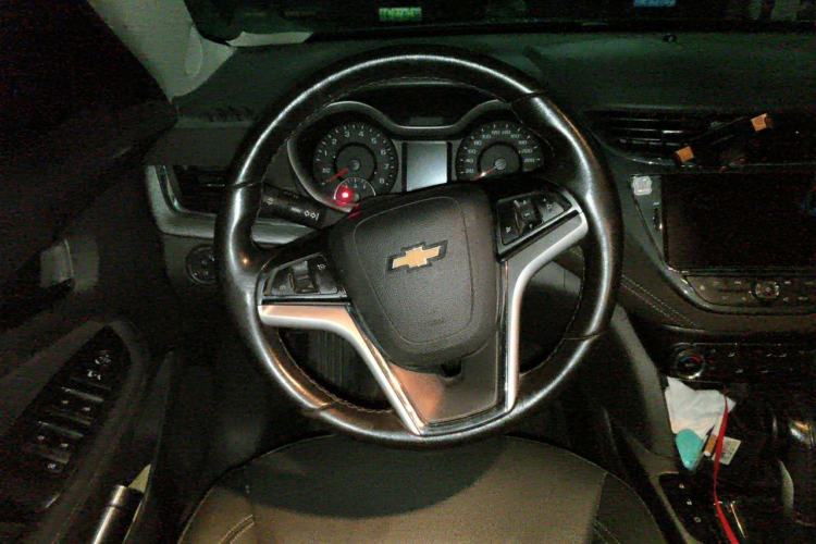 Used Chevrolet Malibu 2017 1.5T Automatic Luxury Edition Steering Wheel