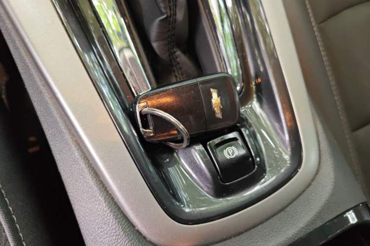 Used Chevrolet Malibu 2017 1.5T Automatic Luxury Edition Vehicle Key