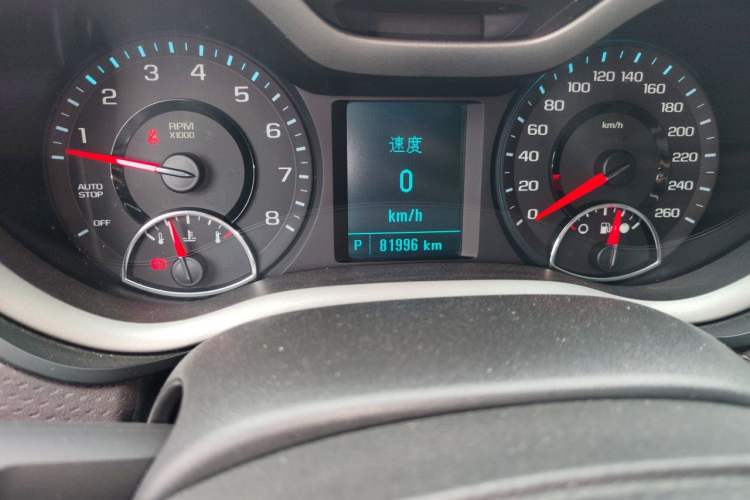 Used Chevrolet Malibu 2017 1.5T Automatic Luxury Edition Odometer Close Up