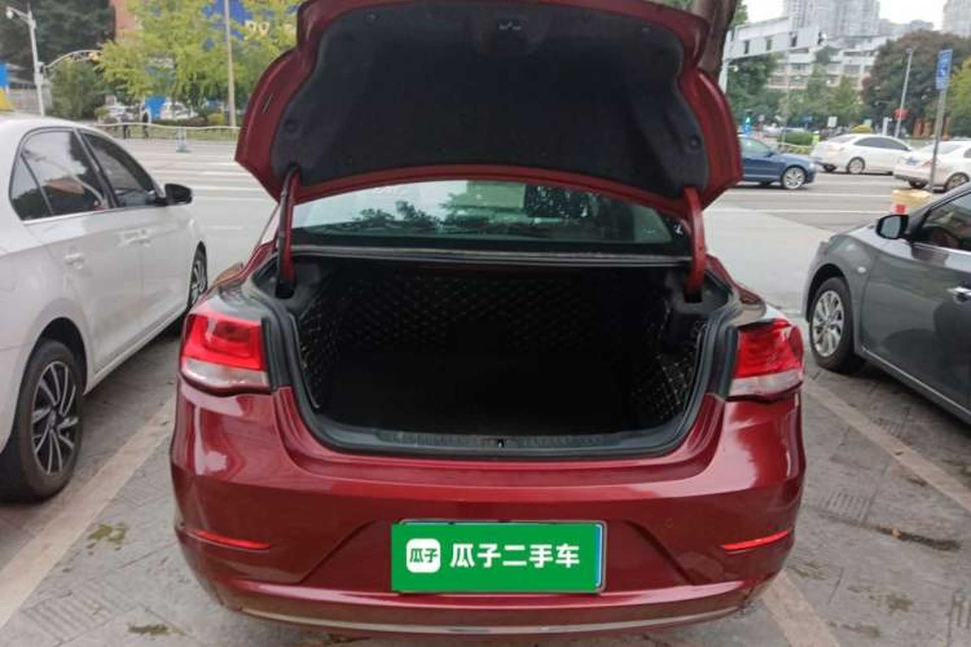 Used Chevrolet Malibu 2017 1.5T Automatic Luxury Edition Trunk