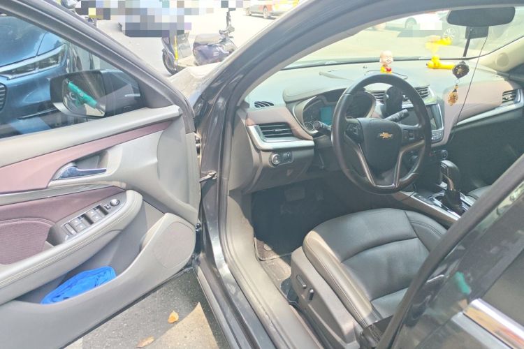 Used Chevrolet Malibu 2017 1.5T Automatic Luxury Edition Driver Seat
