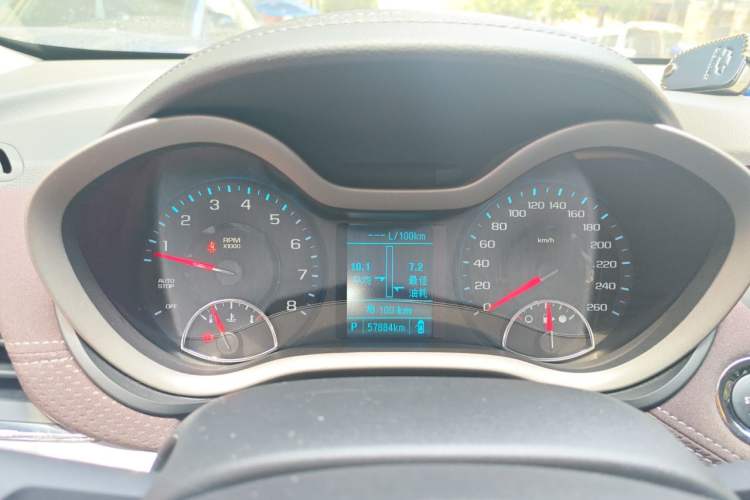 Used Chevrolet Malibu 2017 1.5T Automatic Luxury Edition Instrument Cluster