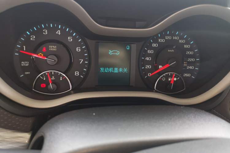 Used Chevrolet Malibu 2017 1.5T Automatic Luxury Edition Odometer Close Up