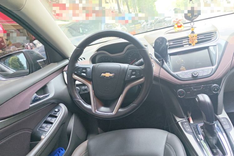 Used Chevrolet Malibu 2017 1.5T Automatic Luxury Edition Steering Wheel