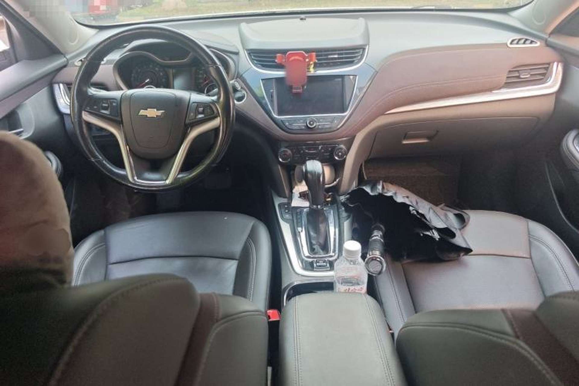 Used Chevrolet Malibu 2017 1.5T Automatic Luxury Edition Center Console