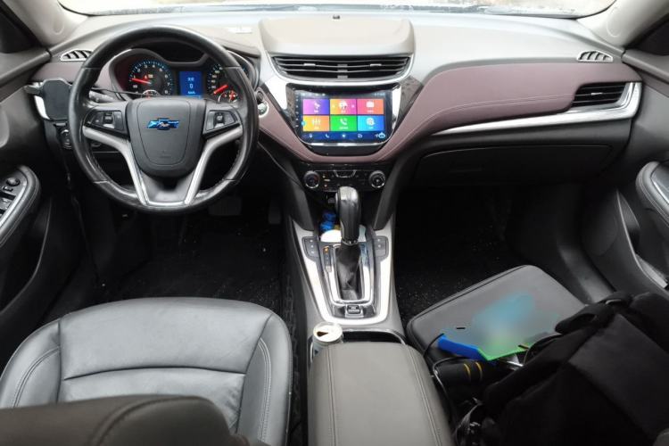 Used Chevrolet Malibu 2017 1.5T Automatic Luxury Edition Center Console
