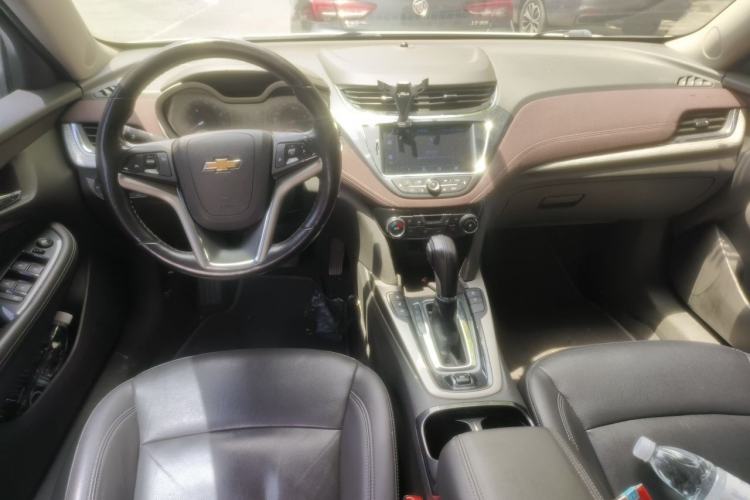 Used Chevrolet Malibu 2017 1.5T Automatic Luxury Edition Center Console