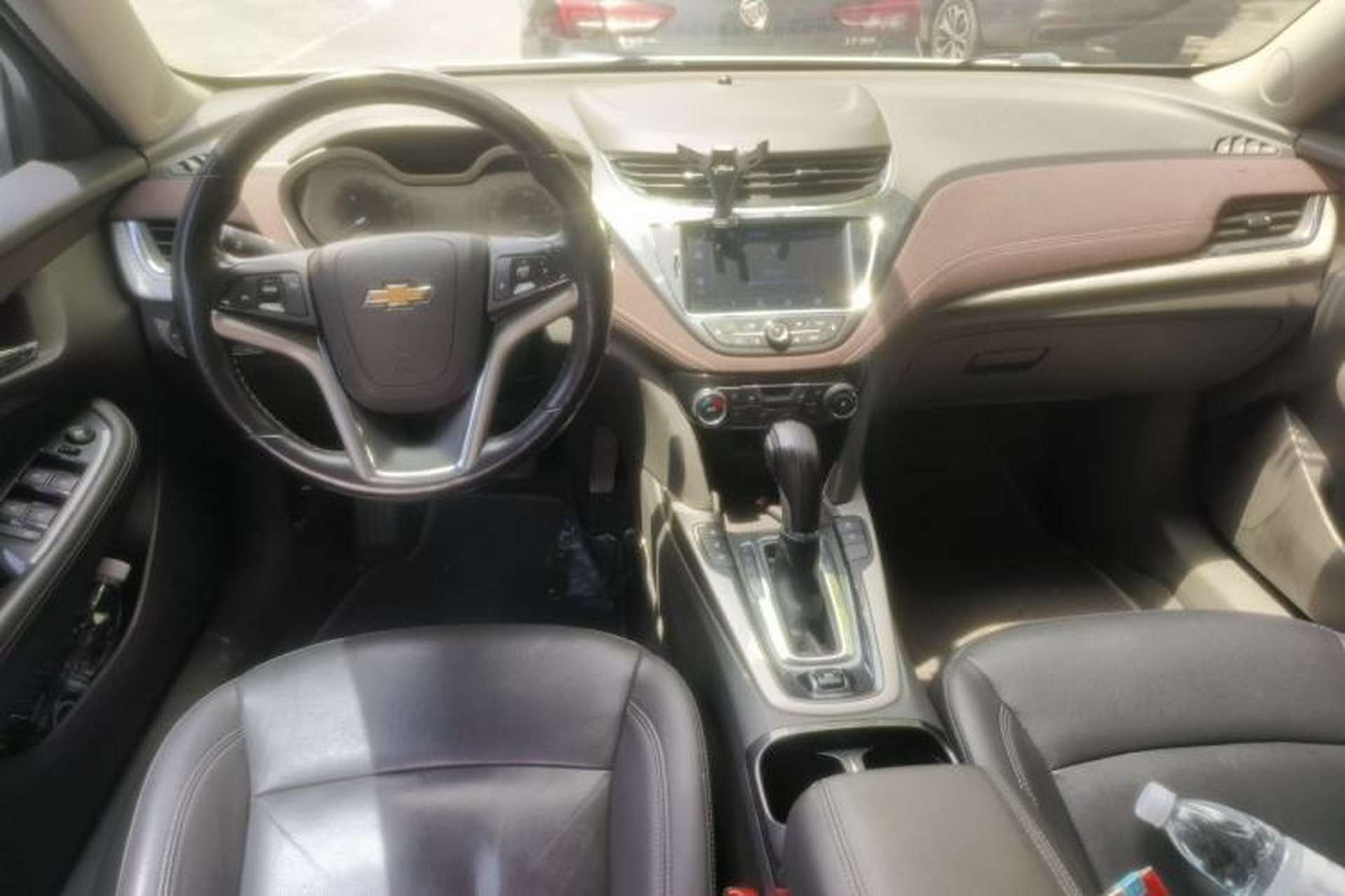 Used Chevrolet Malibu 2017 1.5T Automatic Luxury Edition Center Console