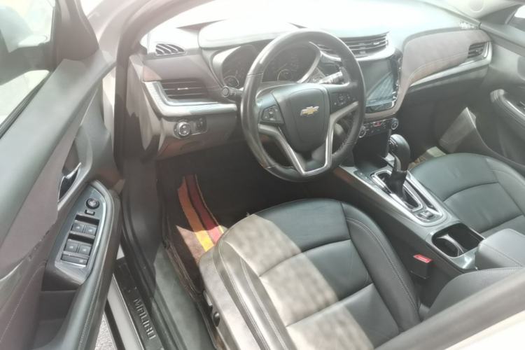 Used Chevrolet Malibu 2017 1.5T Automatic Luxury Edition Driver Seat