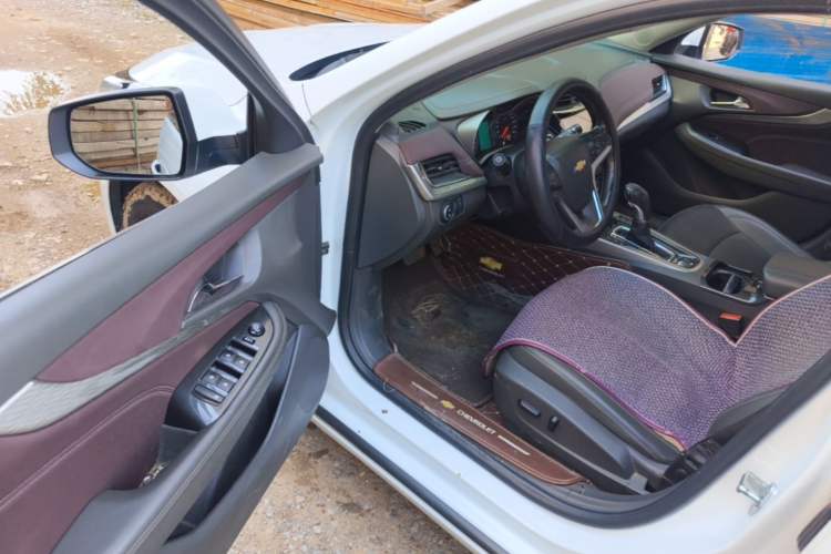 Used Chevrolet Malibu 2017 1.5T Automatic Luxury Edition Driver Seat