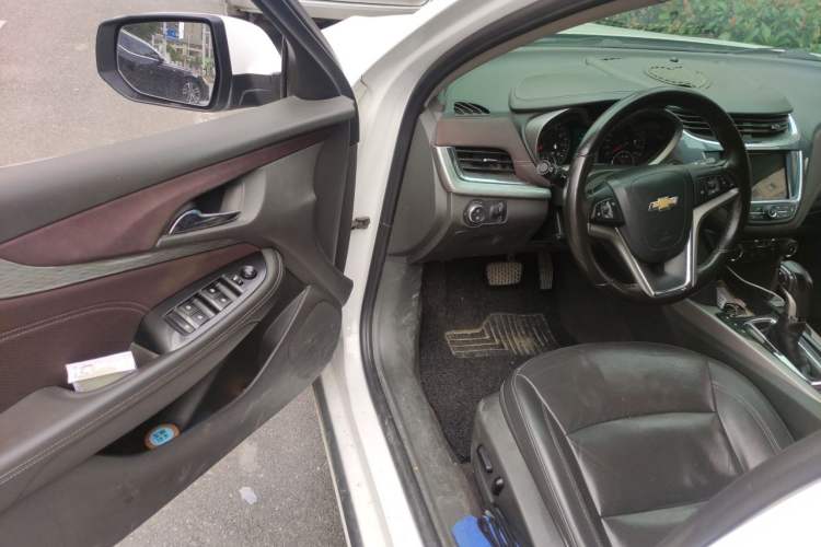 Used Chevrolet Malibu 2017 1.5T Automatic Flagship Edition Driver Seat