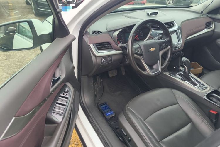Used Chevrolet Malibu 2017 1.5T Automatic Luxury Edition Driver Seat
