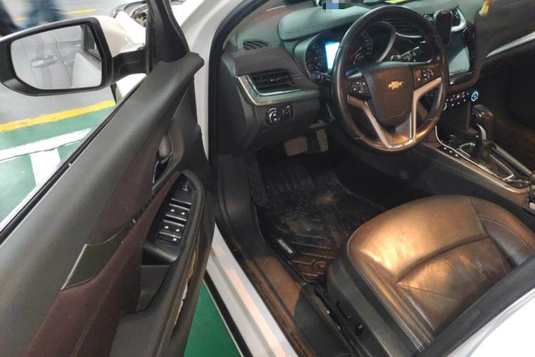 Used Chevrolet Malibu 2017 1.5T Automatic Luxury Edition Driver Seat