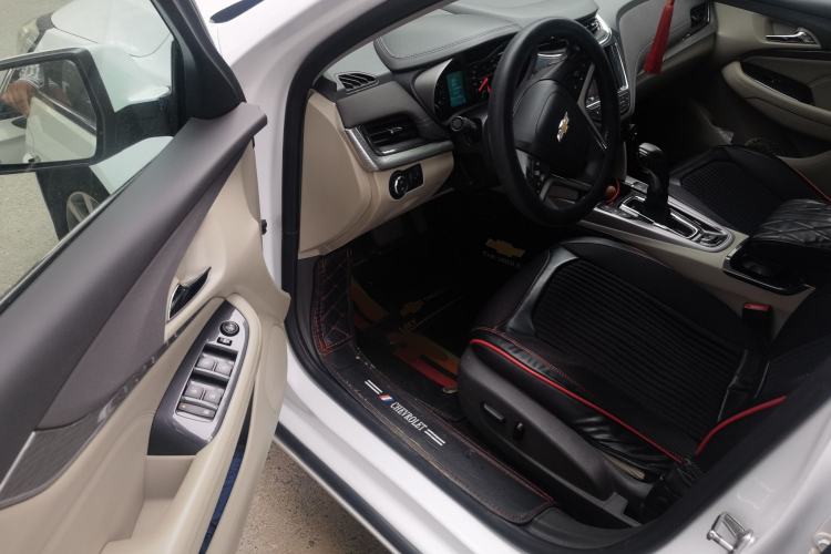 Used Chevrolet Malibu 2017 1.5T Automatic Luxury Edition Driver Seat