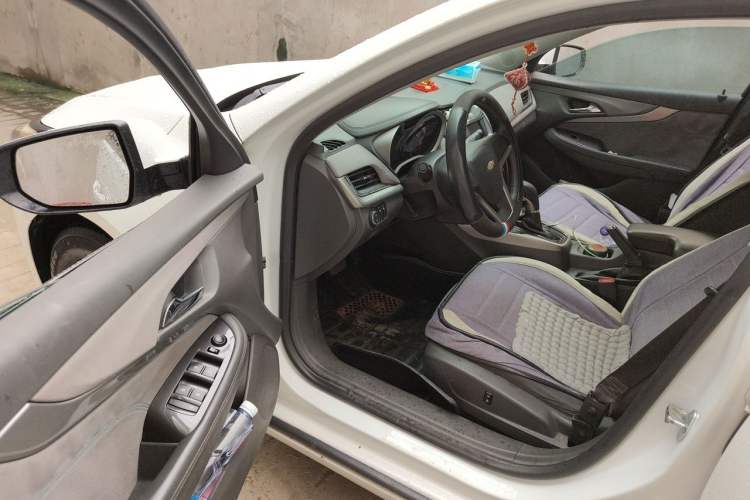 Used Chevrolet Malibu 2017 1.5T Automatic Comfort Edition Driver Seat