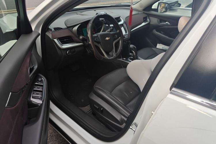 Used Chevrolet Malibu 2017 1.5T Automatic Luxury Edition Driver Seat