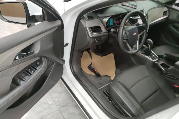 Used Chevrolet Malibu 2017 1.5T Automatic Comfort Edition Driver Seat