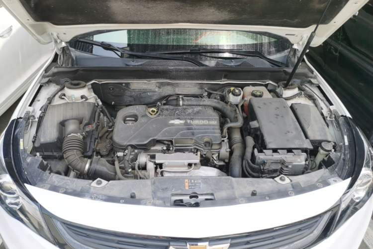 Used Chevrolet Malibu 2017 1.5T Automatic Luxury Edition Engine Bay