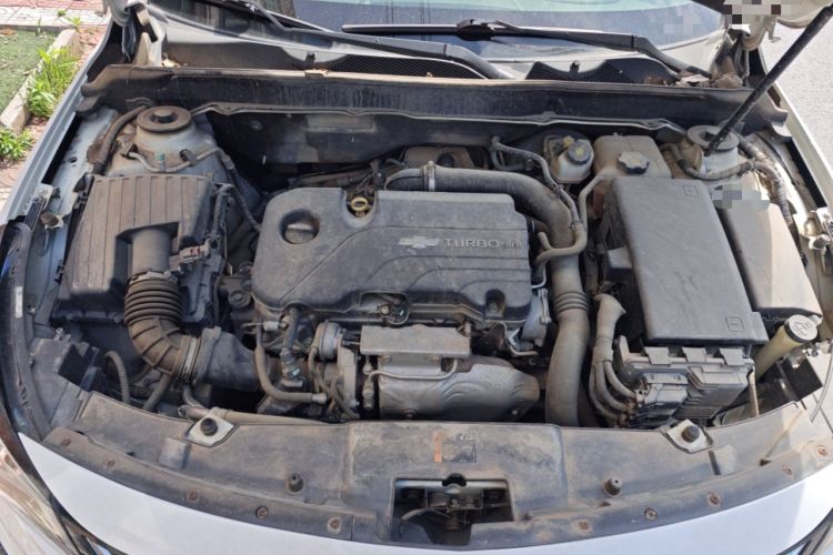 Used Chevrolet Malibu 2017 1.5T Automatic Luxury Edition Engine Bay