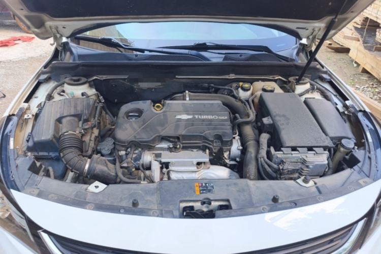 Used Chevrolet Malibu 2017 1.5T Automatic Luxury Edition Engine Bay