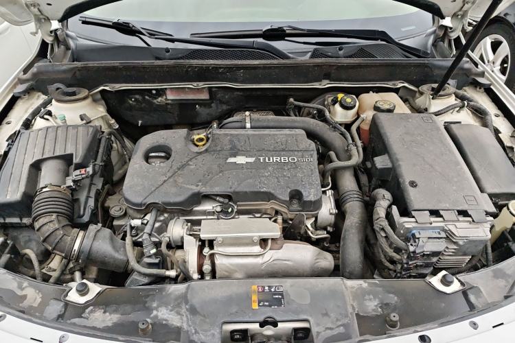 Used Chevrolet Malibu 2017 1.5T Automatic Luxury Edition Engine Bay