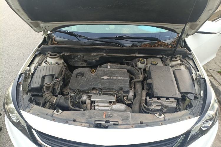Used Chevrolet Malibu 2017 1.5T Automatic Luxury Edition Engine Bay