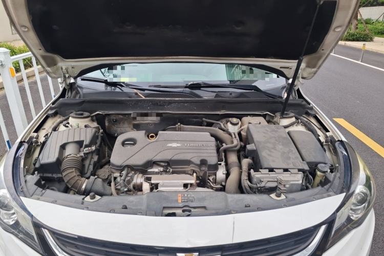 Used Chevrolet Malibu 2017 1.5T Automatic Luxury Edition Engine Bay