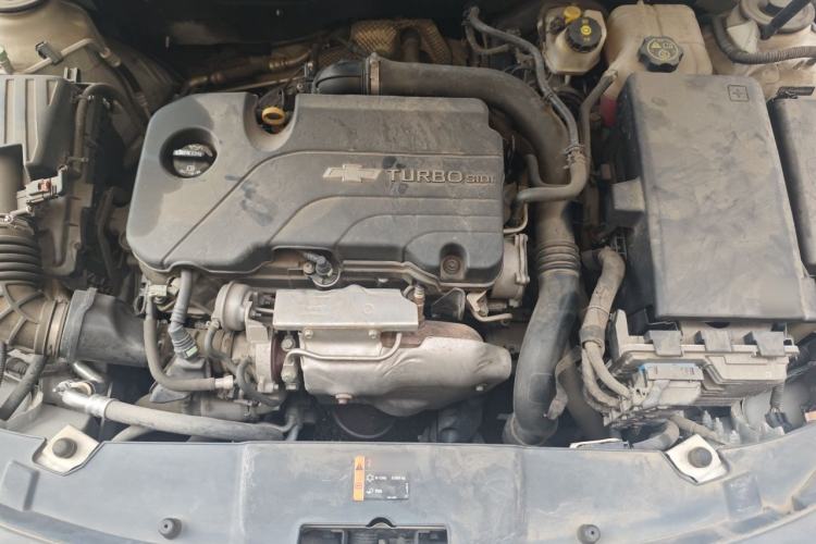 Used Chevrolet Malibu 2017 1.5T Automatic Luxury Edition Engine Bay