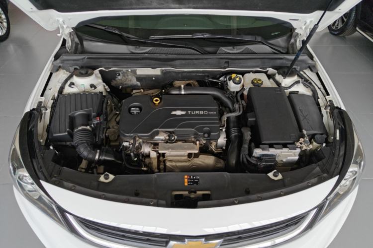 Used Chevrolet Malibu 2017 1.5T Automatic Luxury Edition Engine Bay