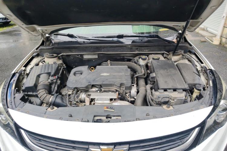Used Chevrolet Malibu 2017 1.5T Automatic Luxury Edition Engine Bay