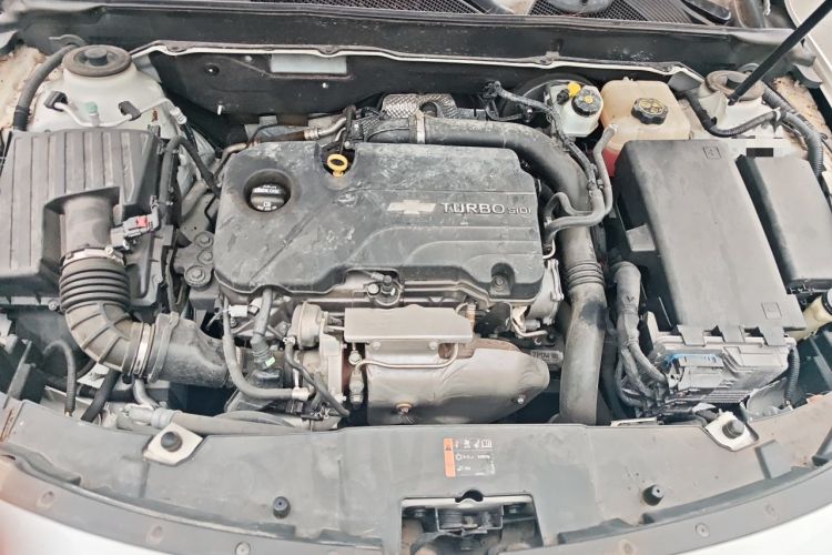 Used Chevrolet Malibu 2017 1.5T Automatic Comfort Edition Engine Bay