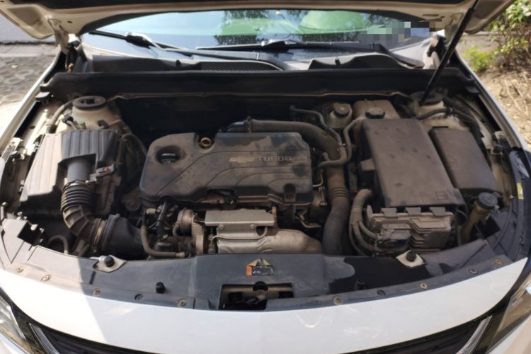 Used Chevrolet Malibu 2017 1.5T Automatic Luxury Edition Engine Bay