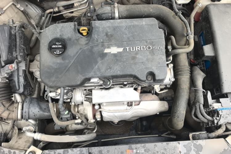 Used Chevrolet Malibu 2017 1.5T Automatic Luxury Edition Engine Bay