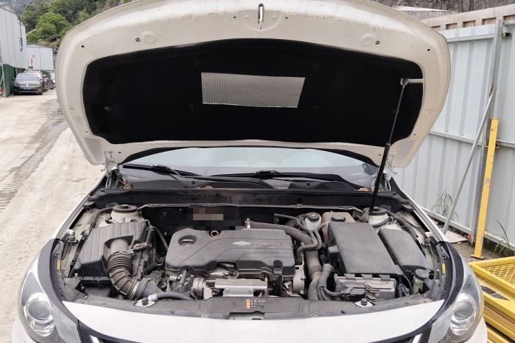 Used Chevrolet Malibu 2017 1.5T Automatic Luxury Edition Engine Bay