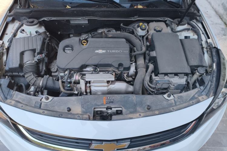 Used Chevrolet Malibu 2017 1.5T Automatic Luxury Edition Engine Bay
