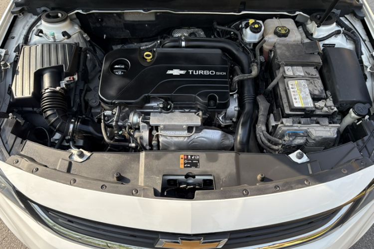 Used Chevrolet Malibu 2017 1.5T Automatic Luxury Edition Engine Bay