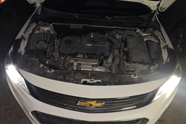 Used Chevrolet Malibu 2017 1.5T Automatic Luxury Edition Engine Bay