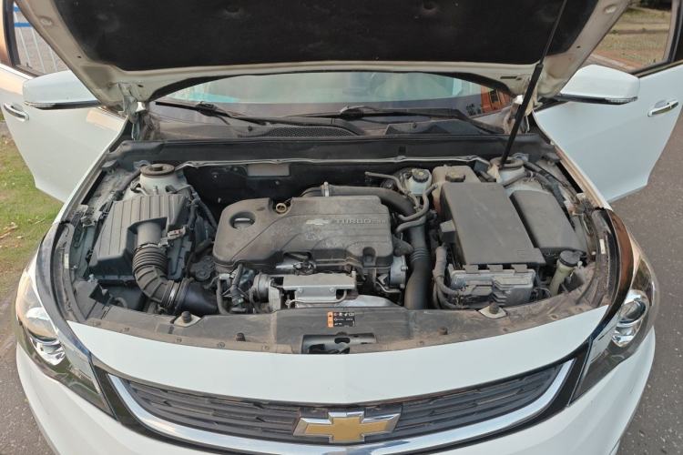 Used Chevrolet Malibu 2017 1.5T Automatic Luxury Edition Engine Bay