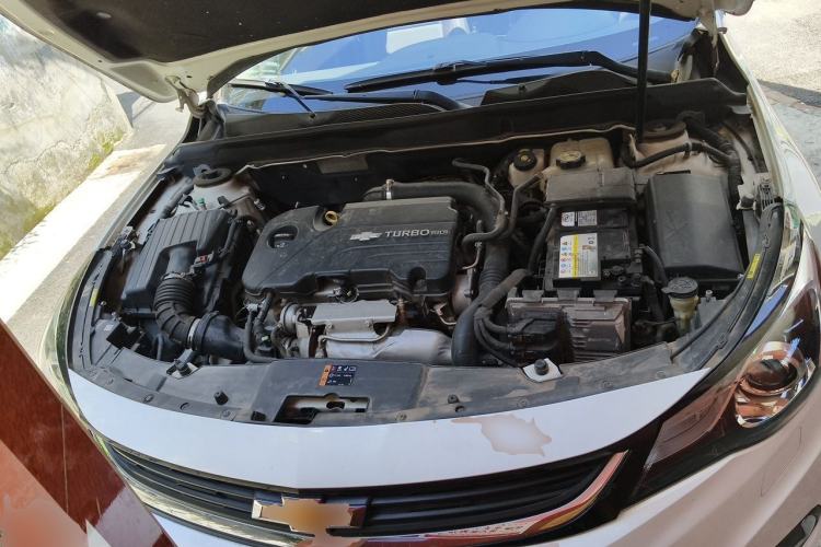 Used Chevrolet Malibu 2017 1.5T Automatic Luxury Edition Engine Bay