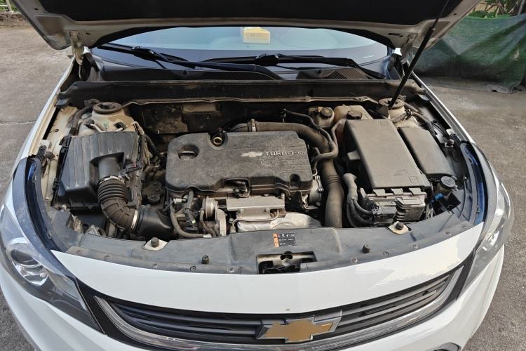 Used Chevrolet Malibu 2017 1.5T Automatic Comfort Edition Engine Bay