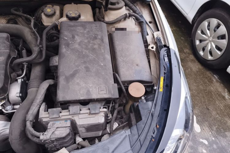 Used Chevrolet Malibu 2017 1.5T Automatic Luxury Edition Engine Bay Left
