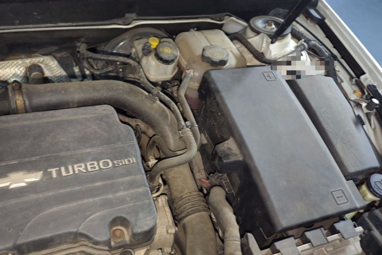 Used Chevrolet Malibu 2017 1.5T Automatic Comfort Edition Engine Bay Left