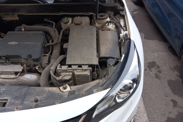 Used Chevrolet Malibu 2017 1.5T Automatic Luxury Edition Engine Bay Left