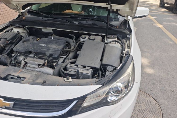 Used Chevrolet Malibu 2017 1.5T Automatic Luxury Edition Engine Bay Left