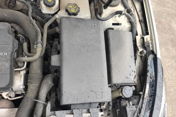Used Chevrolet Malibu 2017 1.5T Automatic Luxury Edition Engine Bay Left