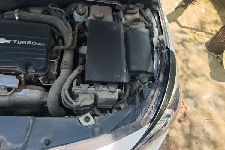 Used Chevrolet Malibu 2017 1.5T Automatic Luxury Edition Engine Bay Left