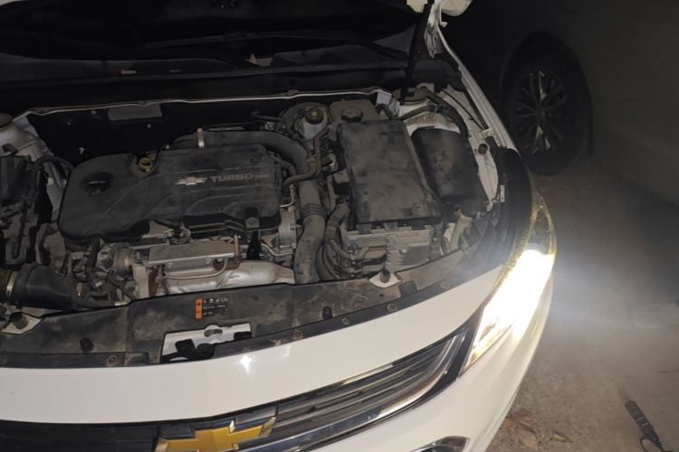 Used Chevrolet Malibu 2017 1.5T Automatic Luxury Edition Engine Bay Left